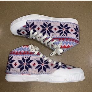 NWT Rare!  Spring Court knit Nordic sweater sneakers/ shoes